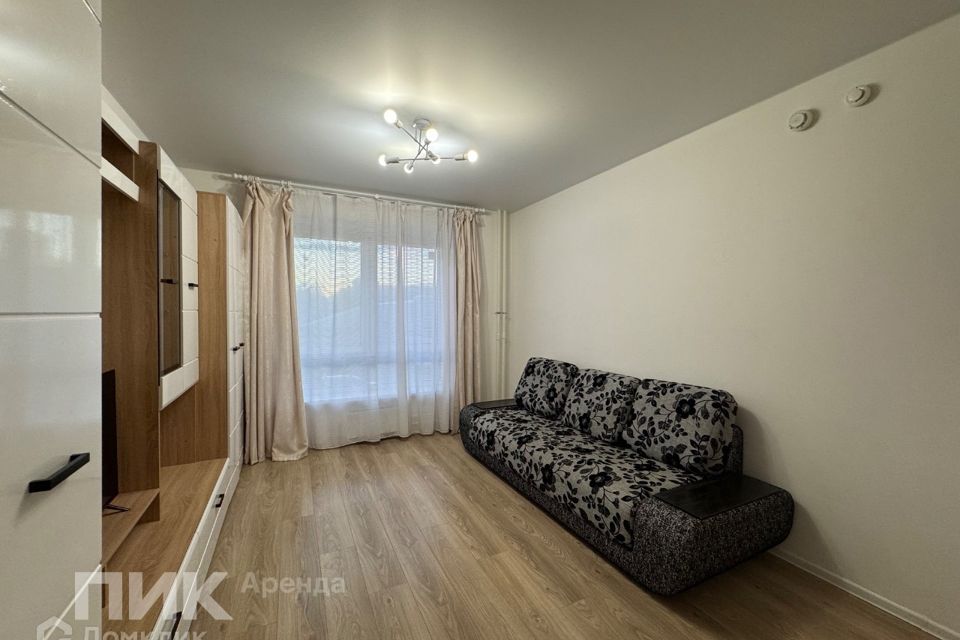 Сдаётся 1-комнатная квартира, 38 м²
