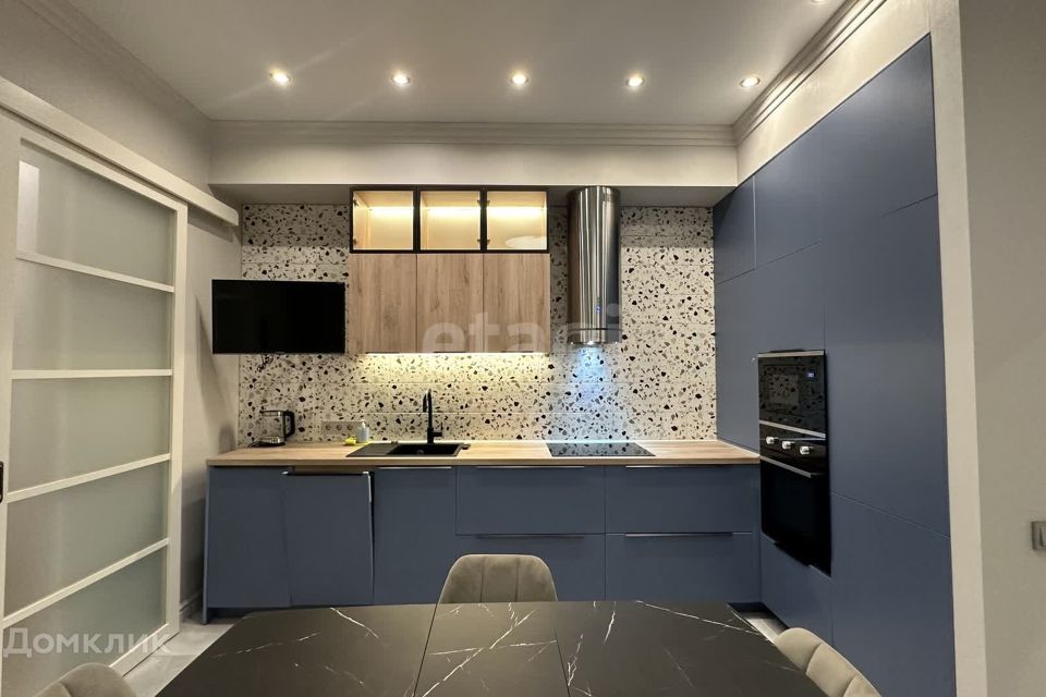 Продаётся 2-комнатная квартира, 49.8 м²