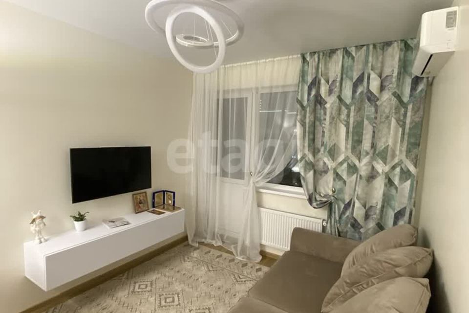Продаётся 1-комнатная квартира, 39.6 м²
