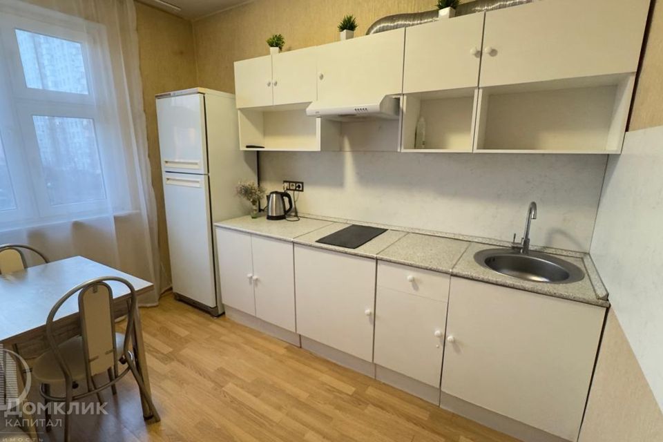 Сдаётся 1-комнатная квартира, 38 м²