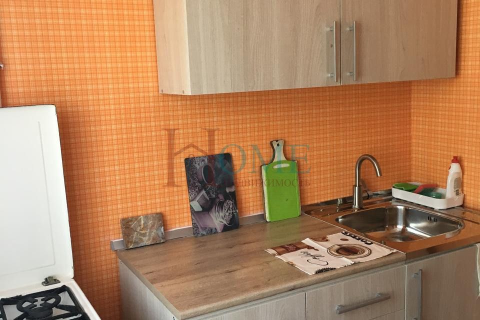Сдаётся 2-комнатная квартира, 40 м²