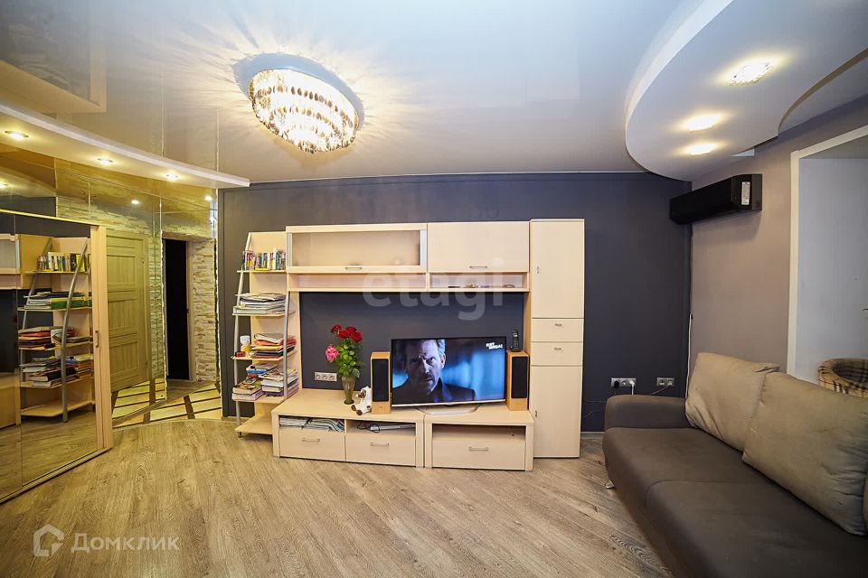 Продаётся 3-комнатная квартира, 58.6 м²