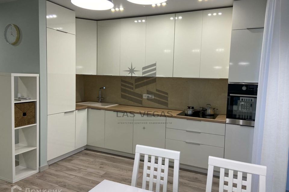 Сдаётся 2-комнатная квартира, 60 м²