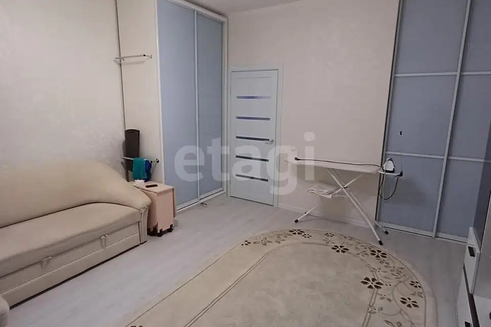 Продаётся 1-комнатная квартира, 44 м²