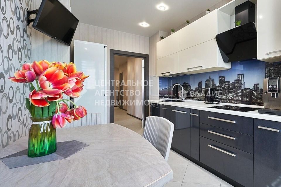 Продаётся 2-комнатная квартира, 43.5 м²