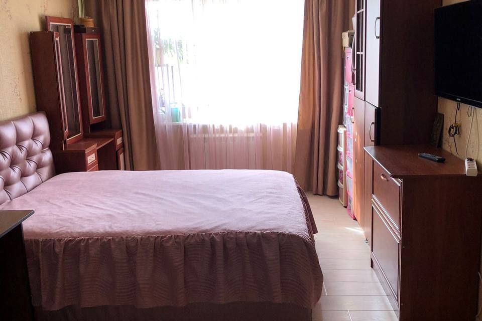 Продаётся 3-комнатная квартира, 61.4 м²
