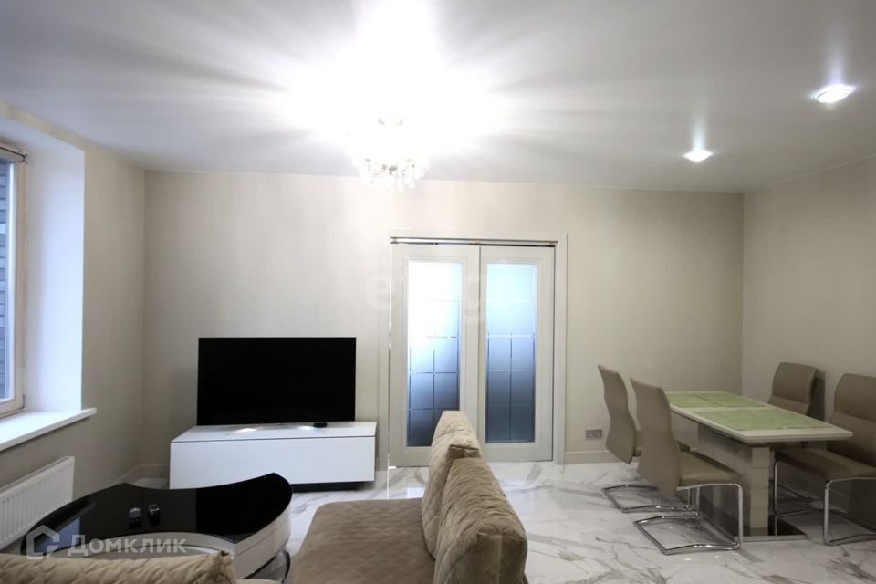 Продаётся 2-комнатная квартира, 53.4 м²