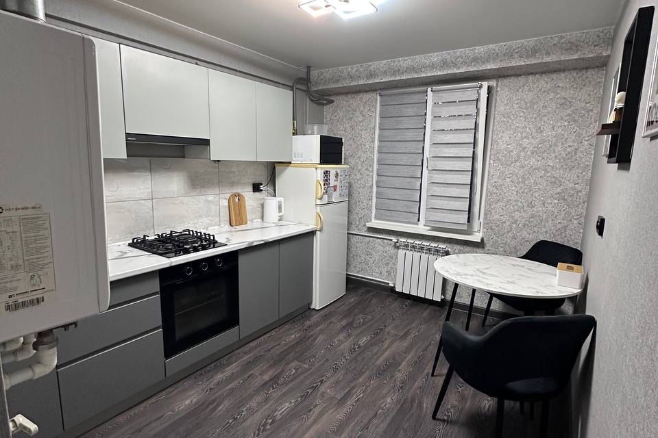 Продаётся 1-комнатная квартира, 36.7 м²
