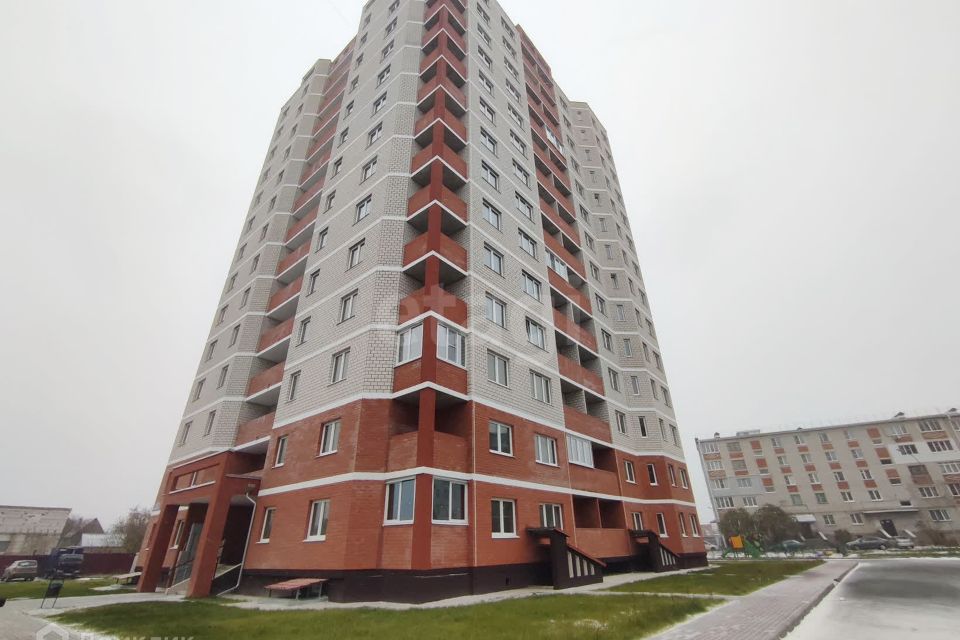 Продаётся 1-комнатная квартира, 58.1 м²
