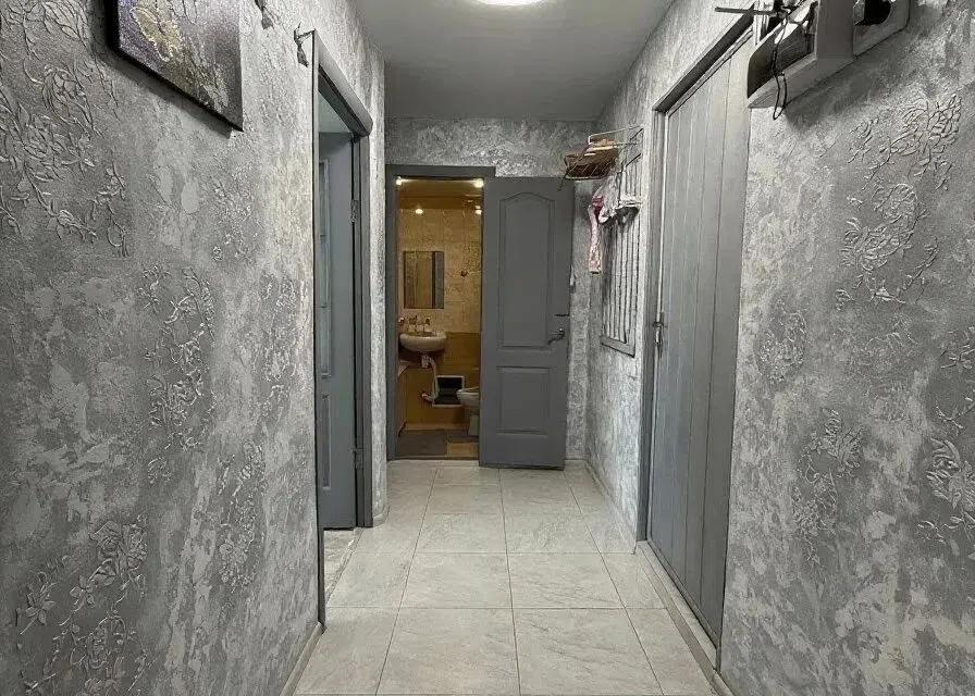 Продаётся 3-комнатная квартира, 52 м²