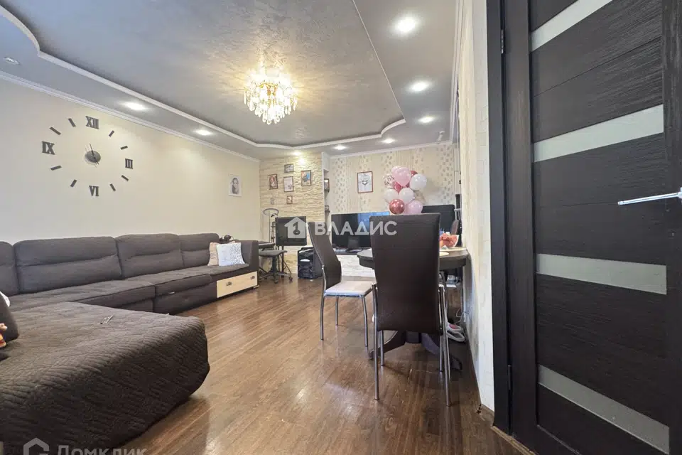 Продаётся 2-комнатная квартира, 82.6 м²