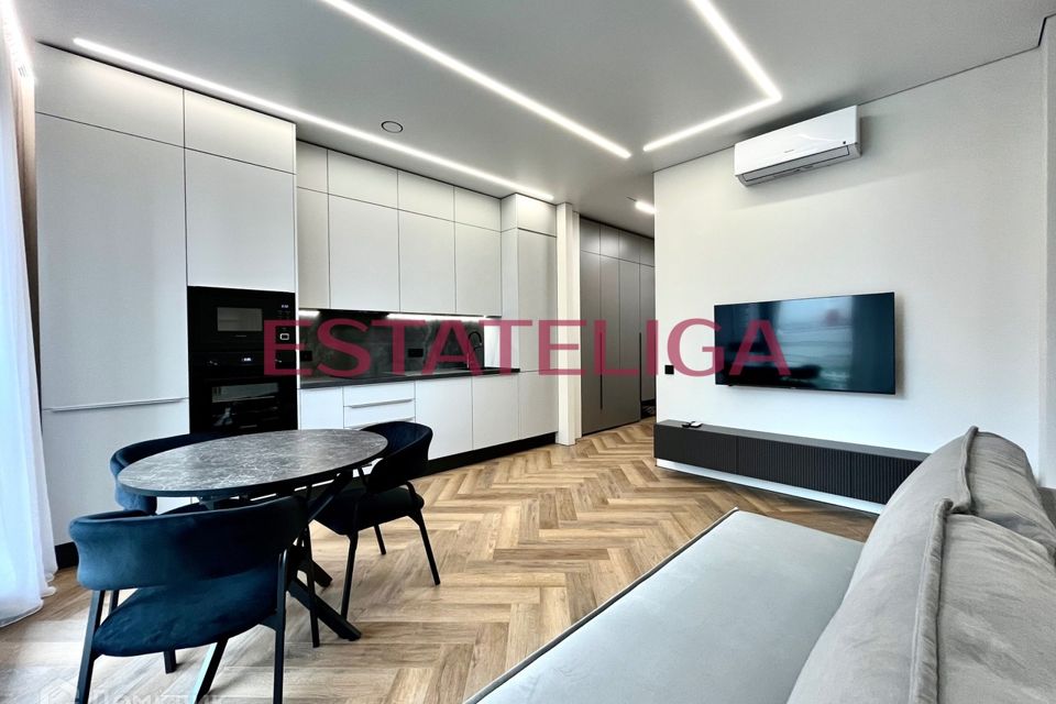 Продаётся 2-комнатная квартира, 53 м²