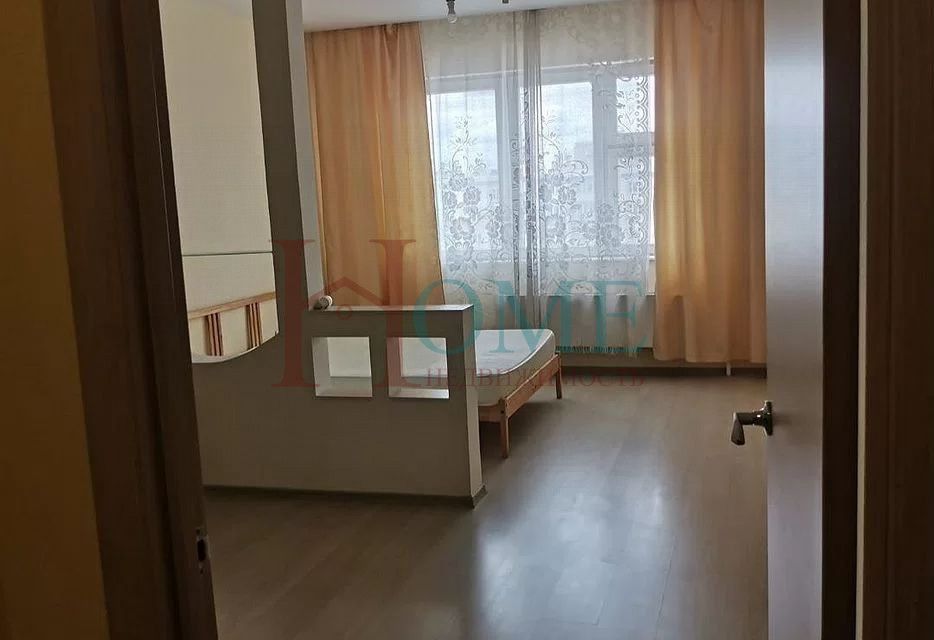 Сдаётся 2-комнатная квартира, 61 м²