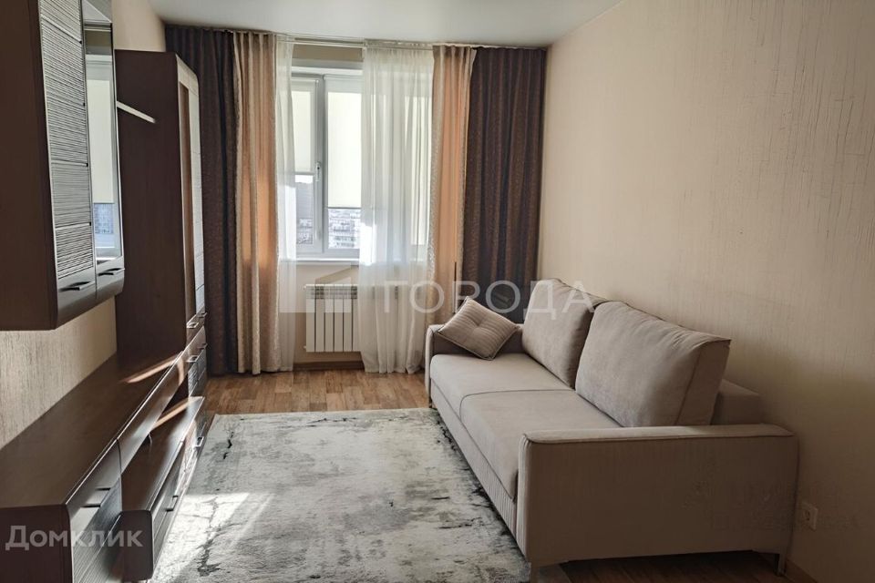 Сдаётся 1-комнатная квартира, 42 м²