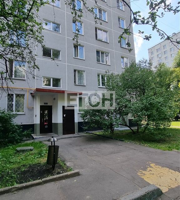 Продаётся 4-комнатная квартира, 64 м²