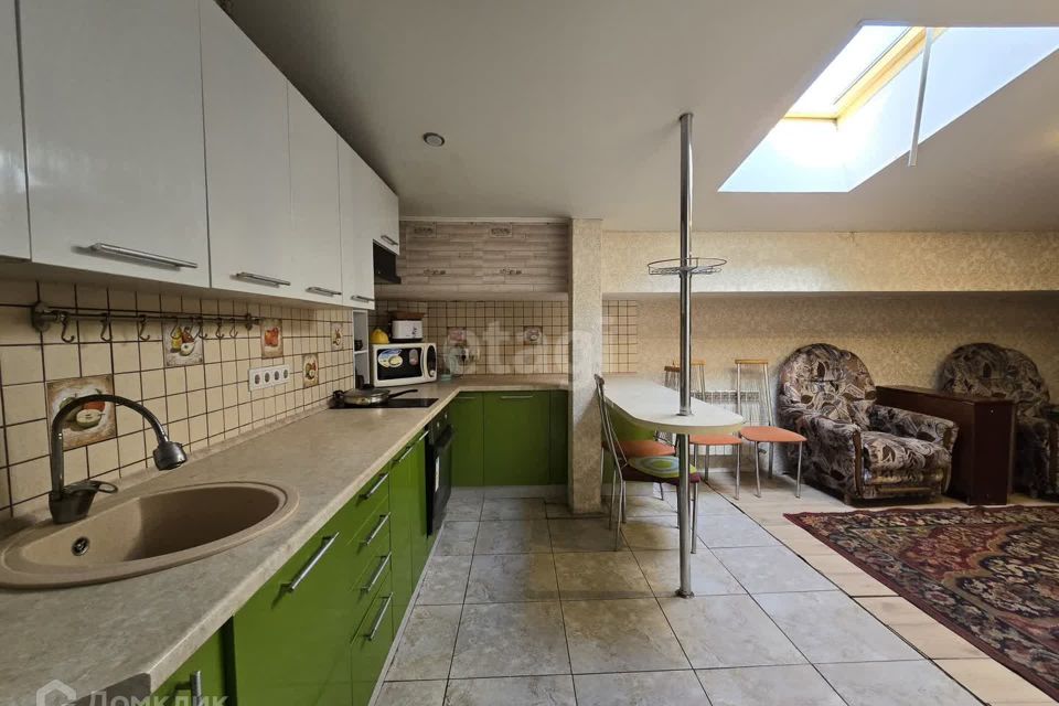 Продаётся 2-комнатная квартира, 50.7 м²