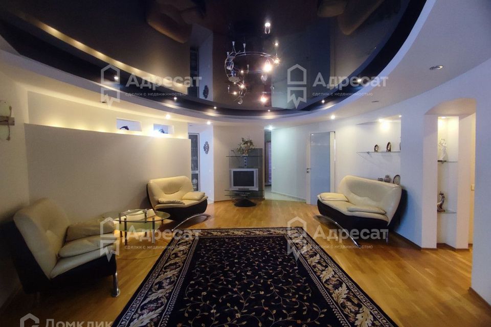 Продаётся 4-комнатная квартира, 133.5 м²