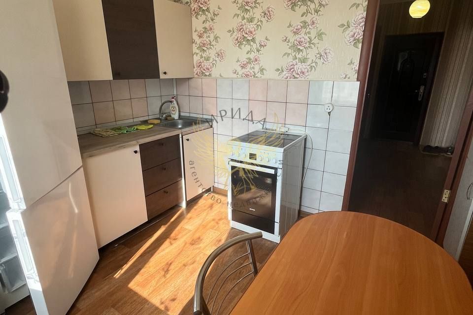 Сдаётся 2-комнатная квартира, 52.6 м²