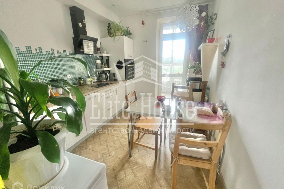 Продаётся 1-комнатная квартира, 39 м²