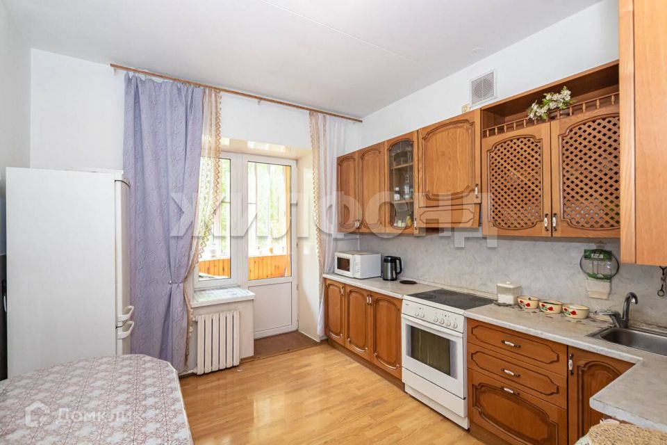 Продаётся 2-комнатная квартира, 68.3 м²