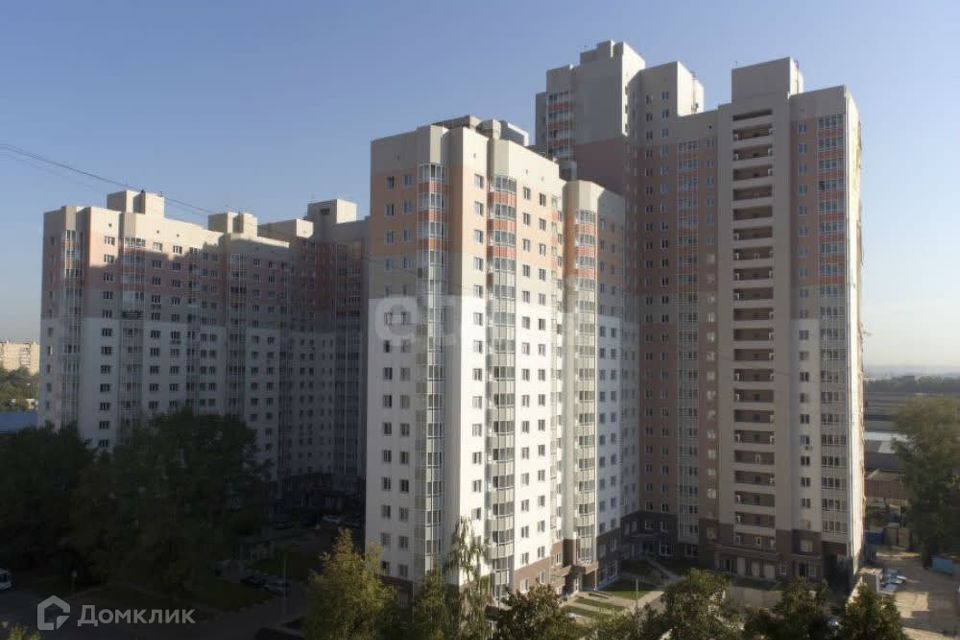 Продаётся 3-комнатная квартира, 96.4 м²