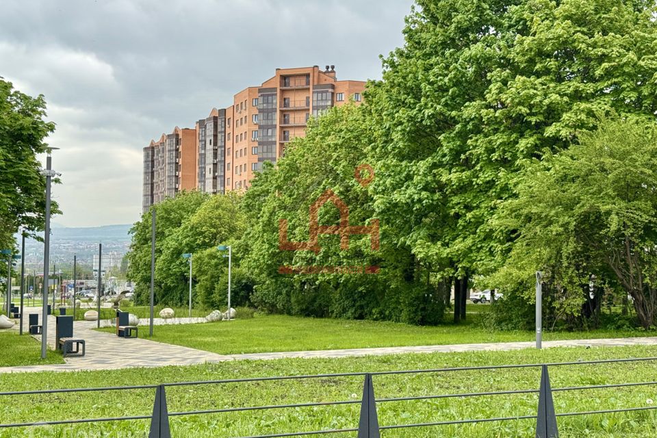 Продаётся 1-комнатная квартира, 46.2 м²