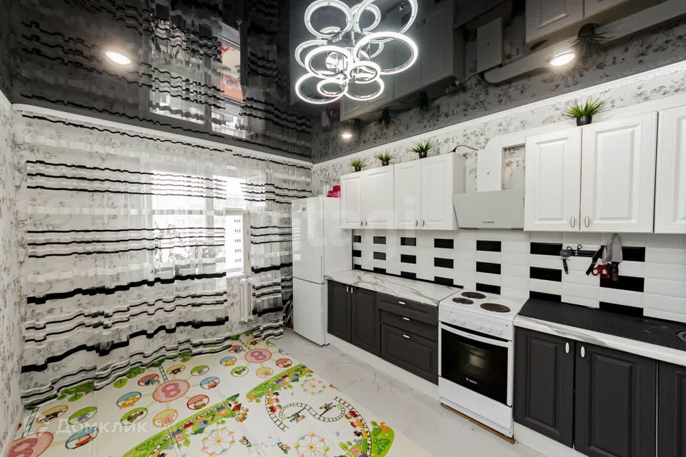 Продаётся 2-комнатная квартира, 64.2 м²