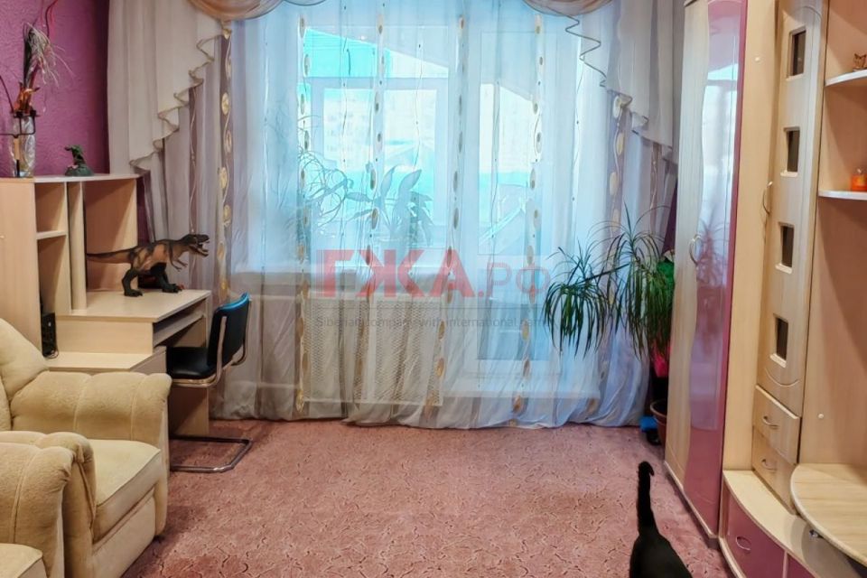 Продаётся 3-комнатная квартира, 72 м²