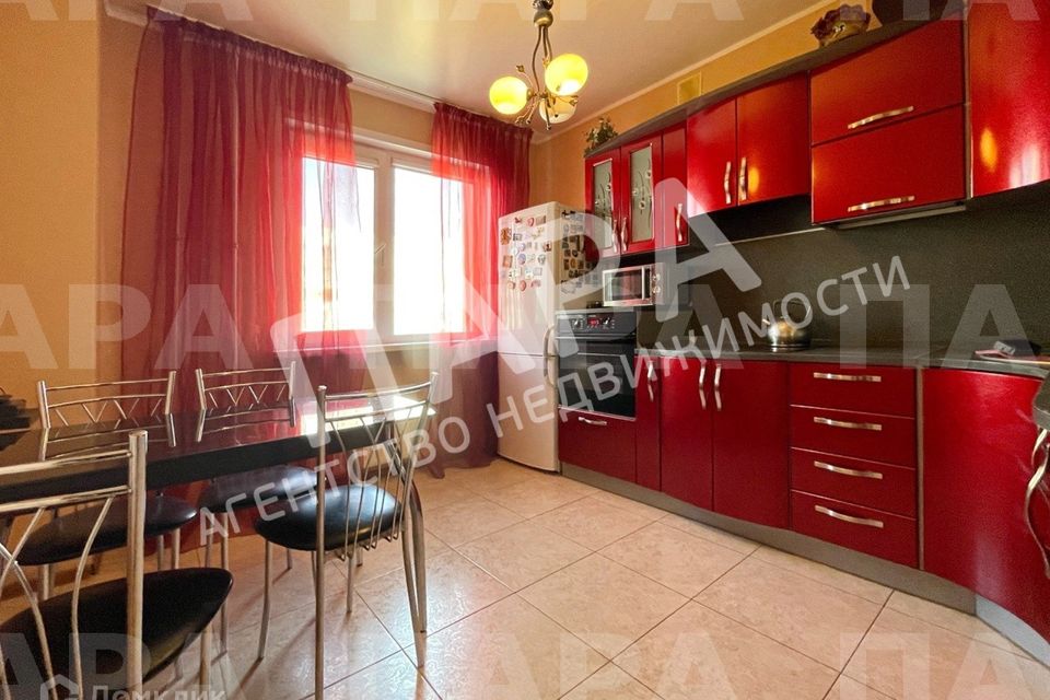 Сдаётся 2-комнатная квартира, 67 м²