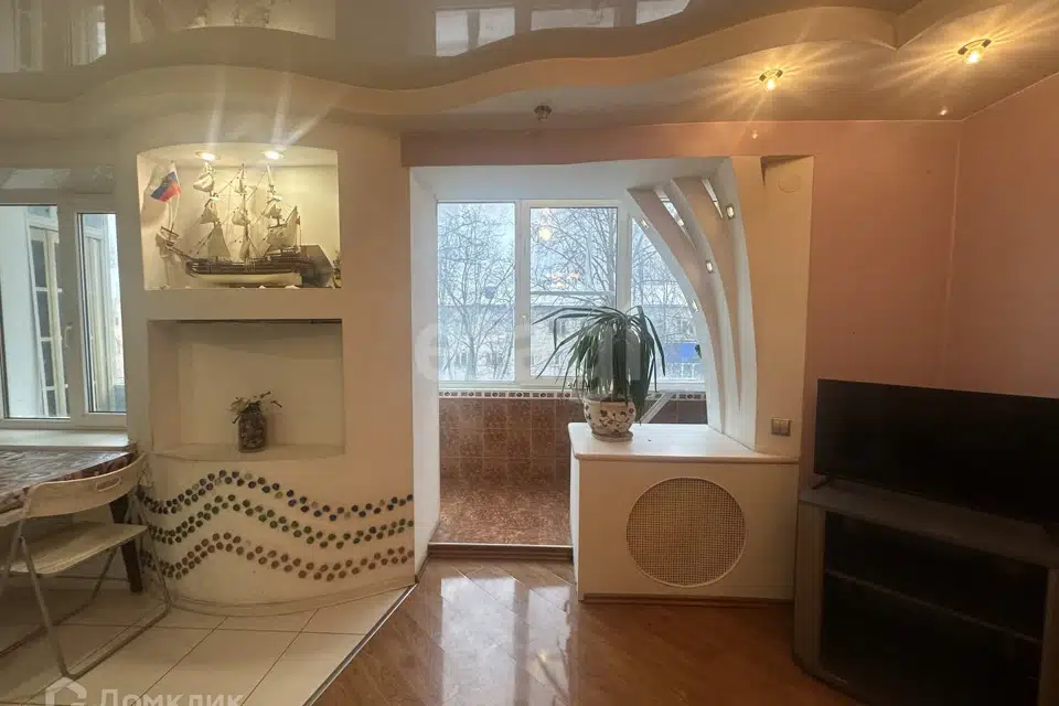Продаётся 3-комнатная квартира, 61.3 м²