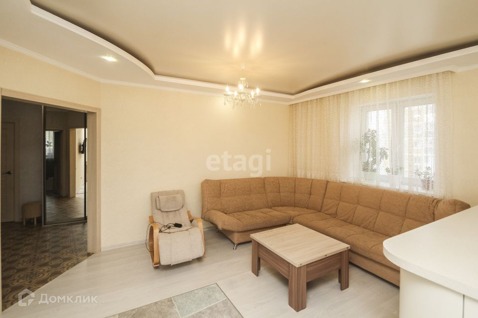 Продаётся 2-комнатная квартира, 69.4 м²