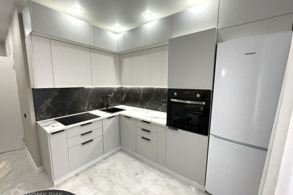 Продаётся 1-комнатная квартира, 41.3 м²