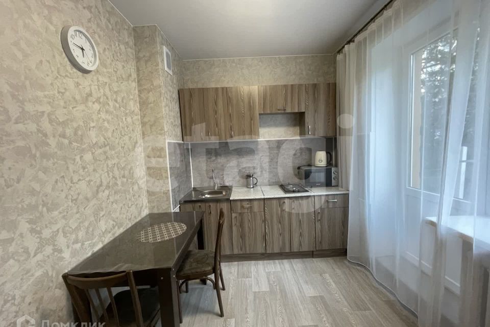 Продаётся 1-комнатная квартира, 38 м²