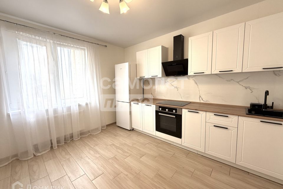Сдаётся 2-комнатная квартира, 55.5 м²