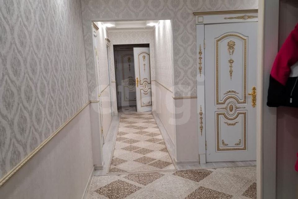 Продаётся 5-комнатная квартира, 164.2 м²