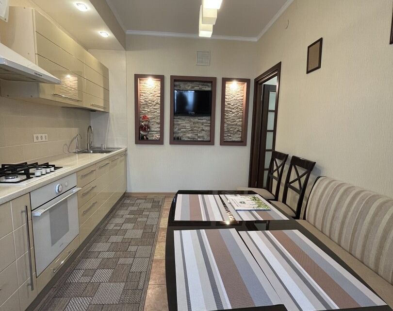 Продаётся 2-комнатная квартира, 64.1 м²