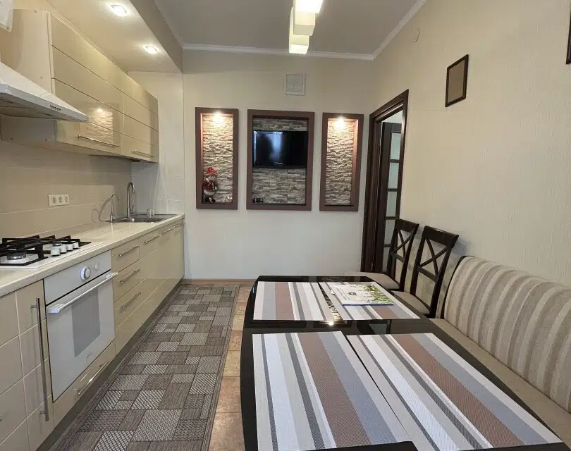Продаётся 2-комнатная квартира, 64.1 м²
