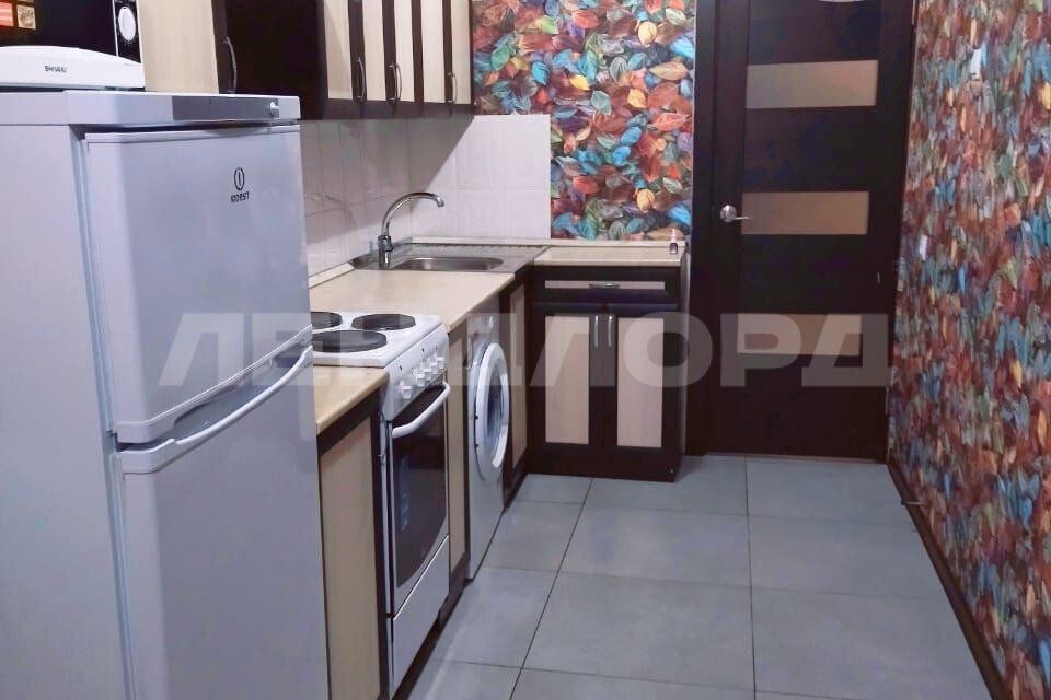 Сдаётся 1-комнатная квартира, 40 м²