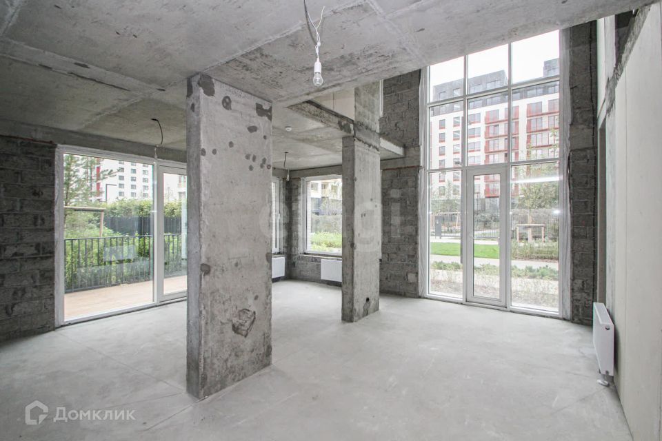 Продаётся 3-комнатная квартира, 142.5 м²