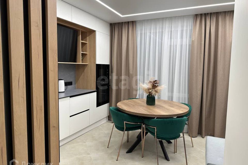 Продаётся 2-комнатная квартира, 59.6 м²