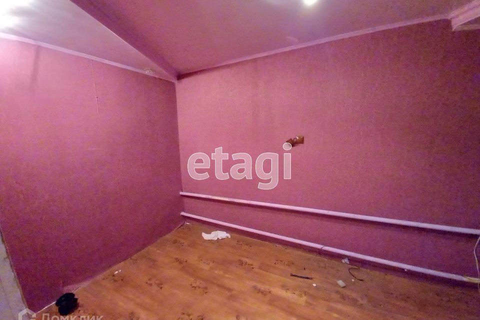 Продаётся 3-комнатная квартира, 42 м²