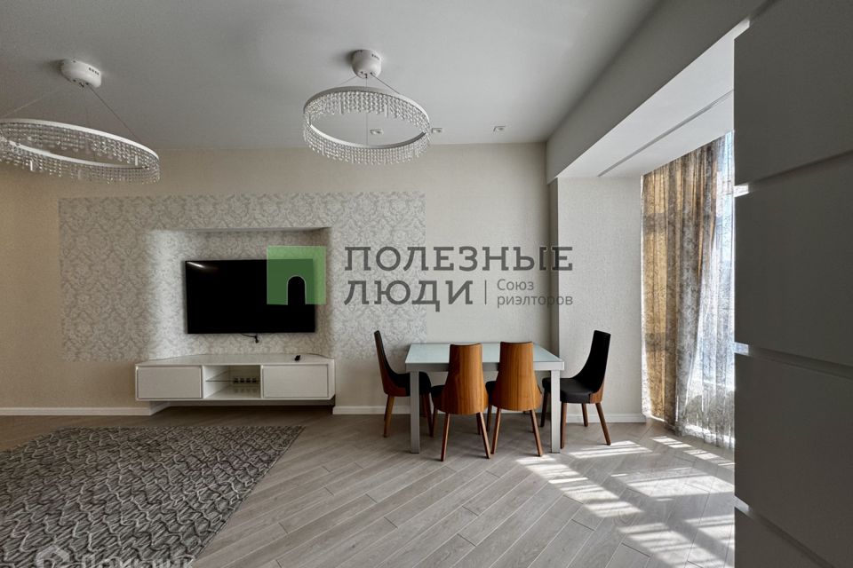 Продаётся 3-комнатная квартира, 91 м²