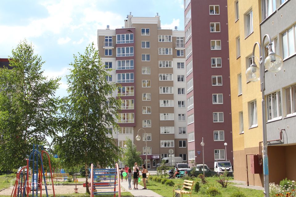 Продаётся 2-комнатная квартира, 74.7 м²