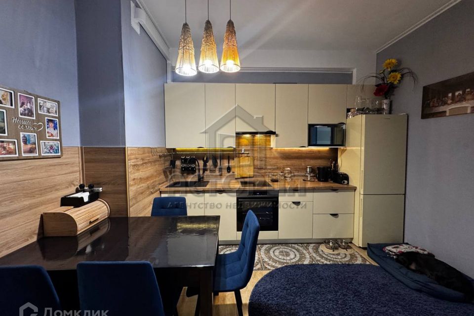 Продаётся 2-комнатная квартира, 49.2 м²