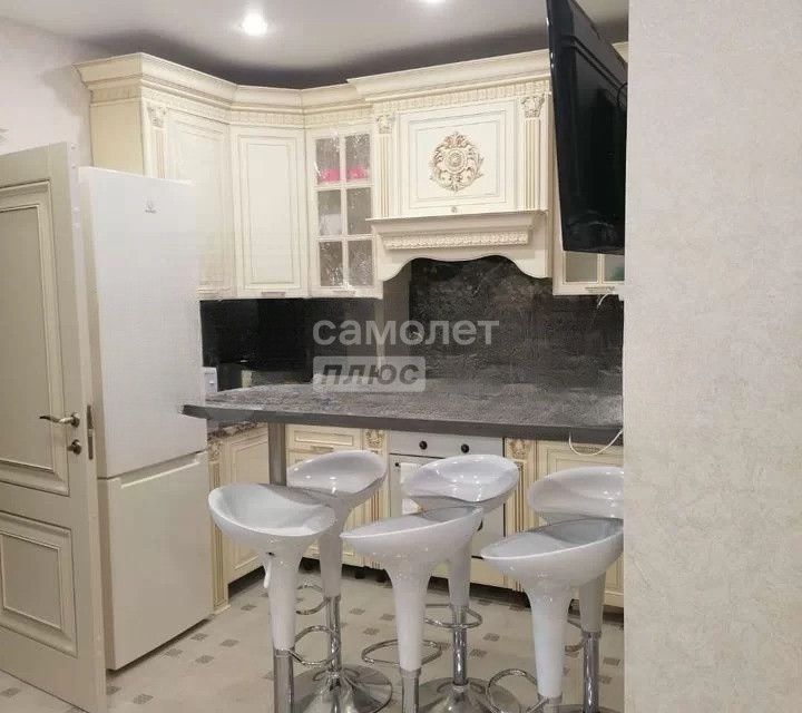 Продаётся 2-комнатная квартира, 55 м²