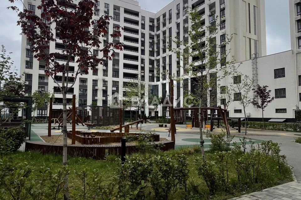 Продаётся 2-комнатная квартира, 65 м²