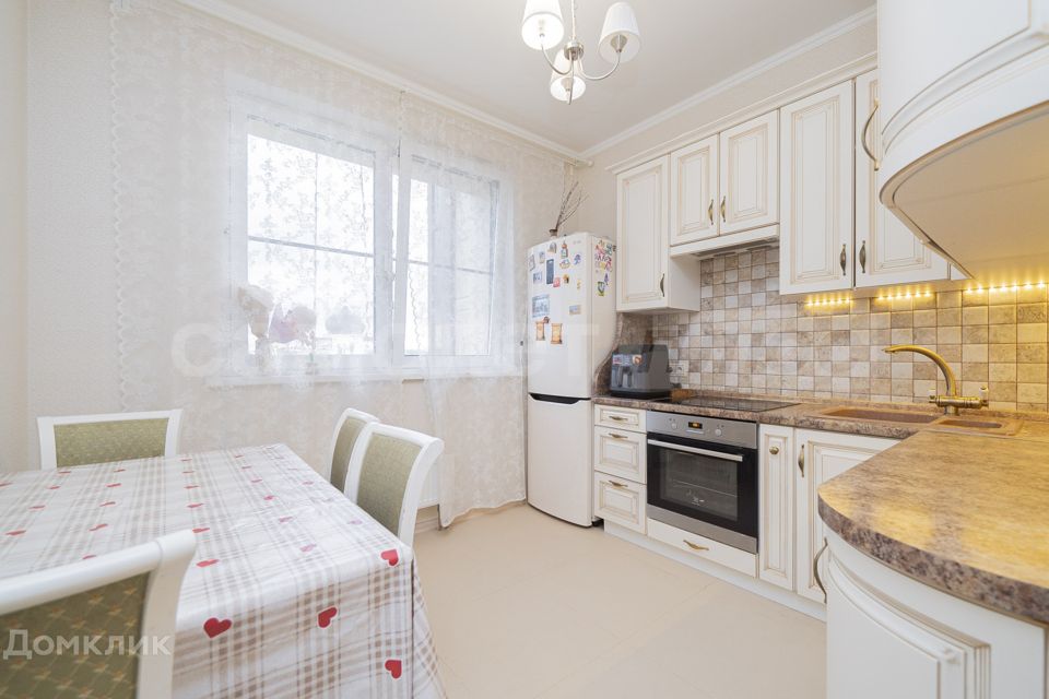Продаётся 2-комнатная квартира, 67.64 м²