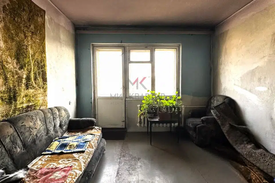 Продаётся 4-комнатная квартира, 74.3 м²
