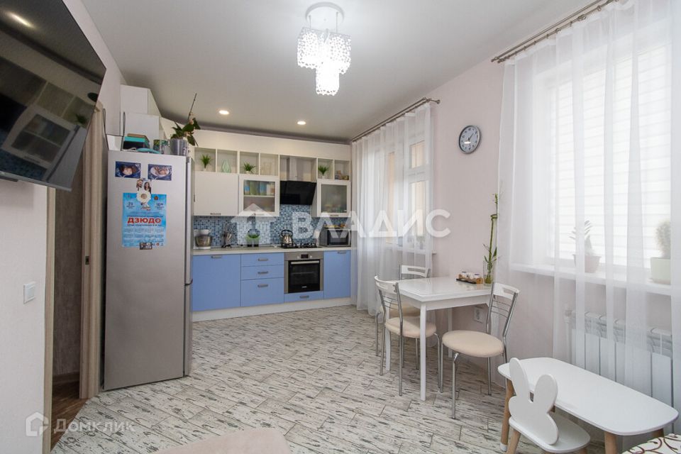 Продаётся 2-комнатная квартира, 67.5 м²