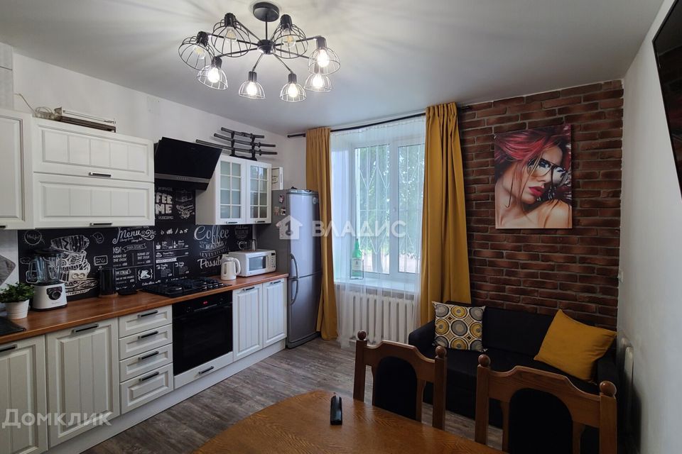 Продаётся 2-комнатная квартира, 58.4 м²